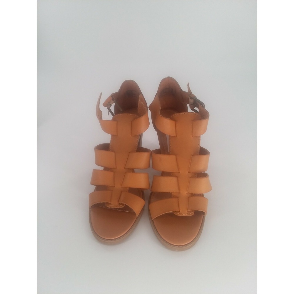 New Edition Tan Open Toe Shoes with Buckle Heel 3.5 inches Size 7.5
